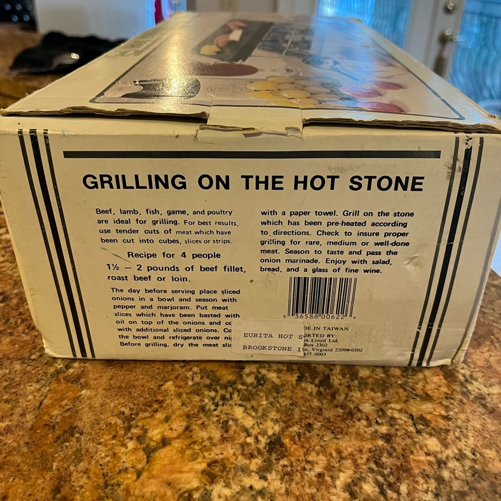Black Hot Stones Cooking Set - Picture 2 of 2